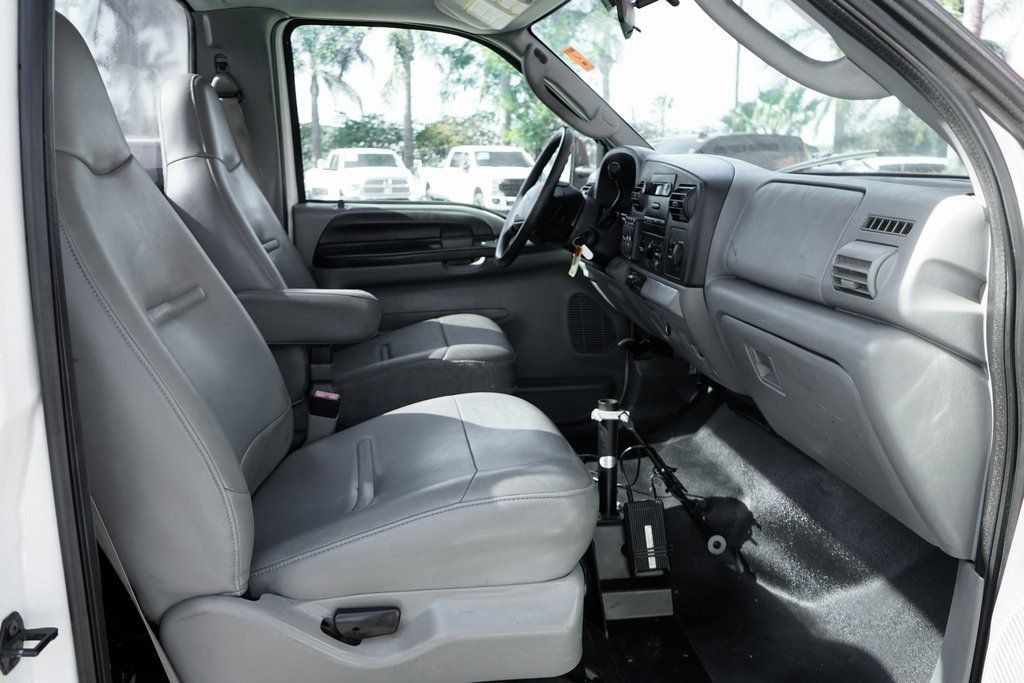 Used 2006 Ford F450 XL RWD image 38