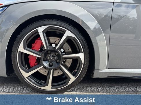 Used 2019 Audi TT RS w/ Technology Package image 10