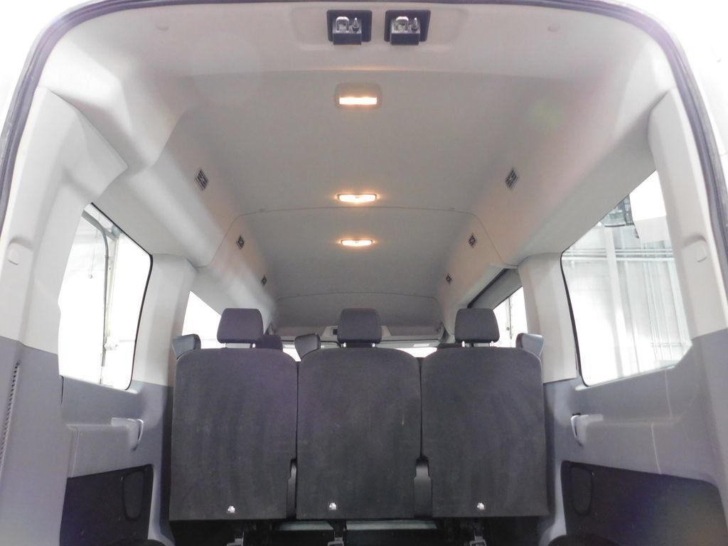 Used 2018 Ford Transit 150 XLT RWD image 75