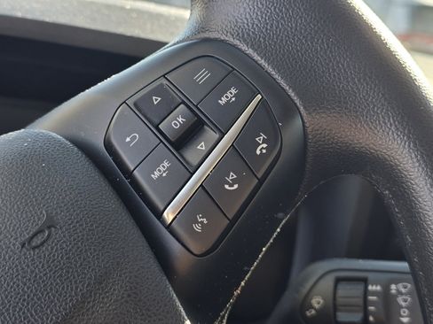 Used 2025 Ford Maverick XL image 19