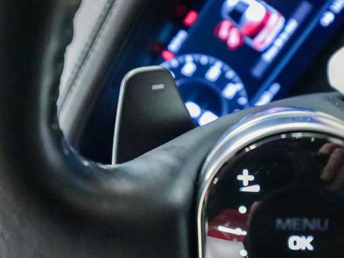 Used 2018 Land Rover Range Rover HSE image 30