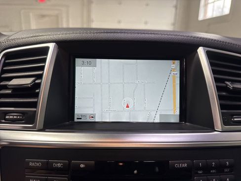 Used 2013 Mercedes-Benz GL 450 4MATIC image 20