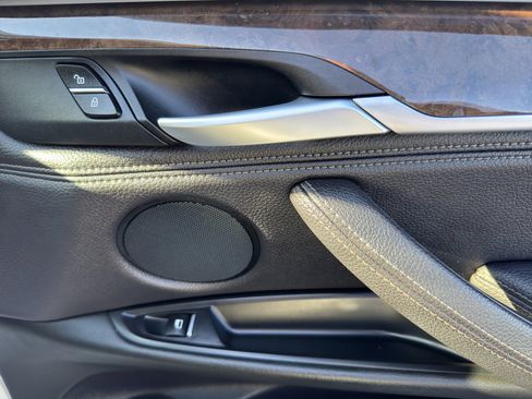 Used 2018 BMW X5 xDrive35i image 17