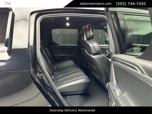 Used 2022 Rivian R1T Launch Edition image 21