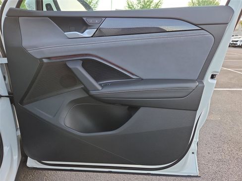 New 2026 Volkswagen Tiguan SE AWD/4WD image 25