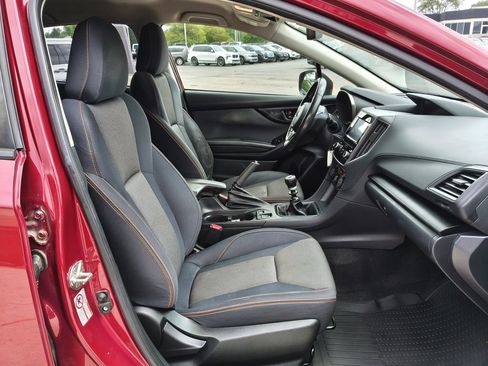 Used 2019 Subaru Crosstrek 2.0i Premium AWD/4WD image 19
