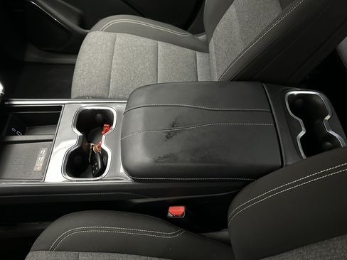 Used 2025 GMC Acadia Elevation FWD image 39