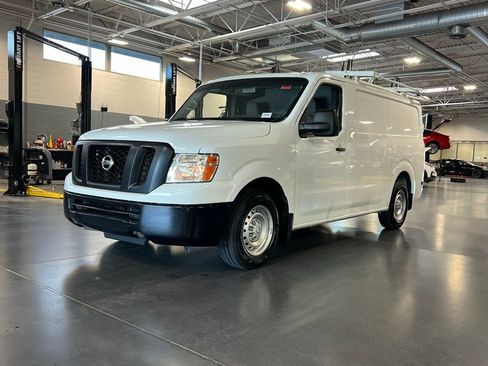 Used 2021 Nissan NV 1500 S image 9