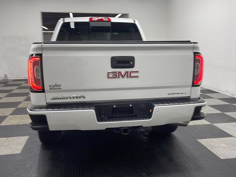 Used 2018 GMC Sierra 1500 Denali AWD/4WD image 17