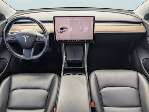 Used 2018 Tesla Model 3 Long Range image 18