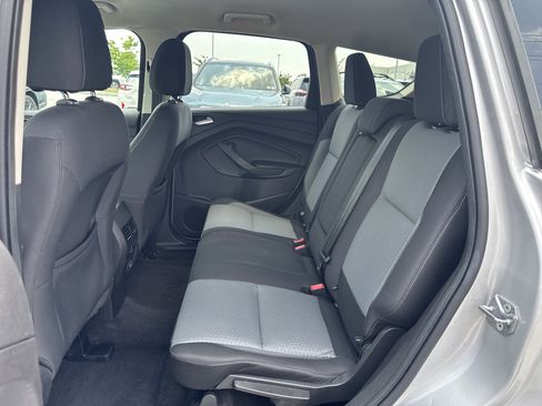 Used 2017 Ford Escape SE AWD/4WD image 21