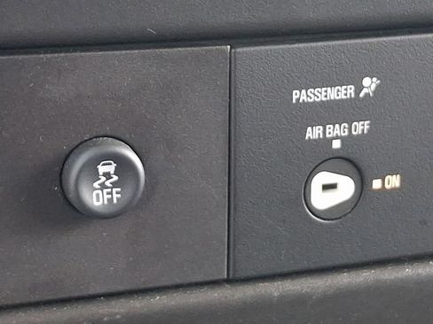 Used 2025 GMC Savana 2500 w/ Driver Convenience Package RWD image 16