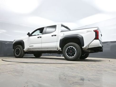 Used 2024 Toyota Tacoma TRD Off-Road image 48