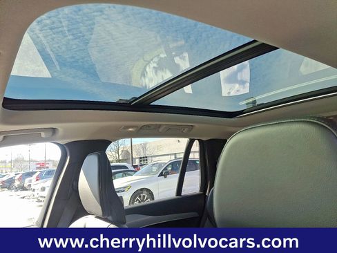 Certified 2023 Volvo XC90 B5 Core w/ Climate Package image 15