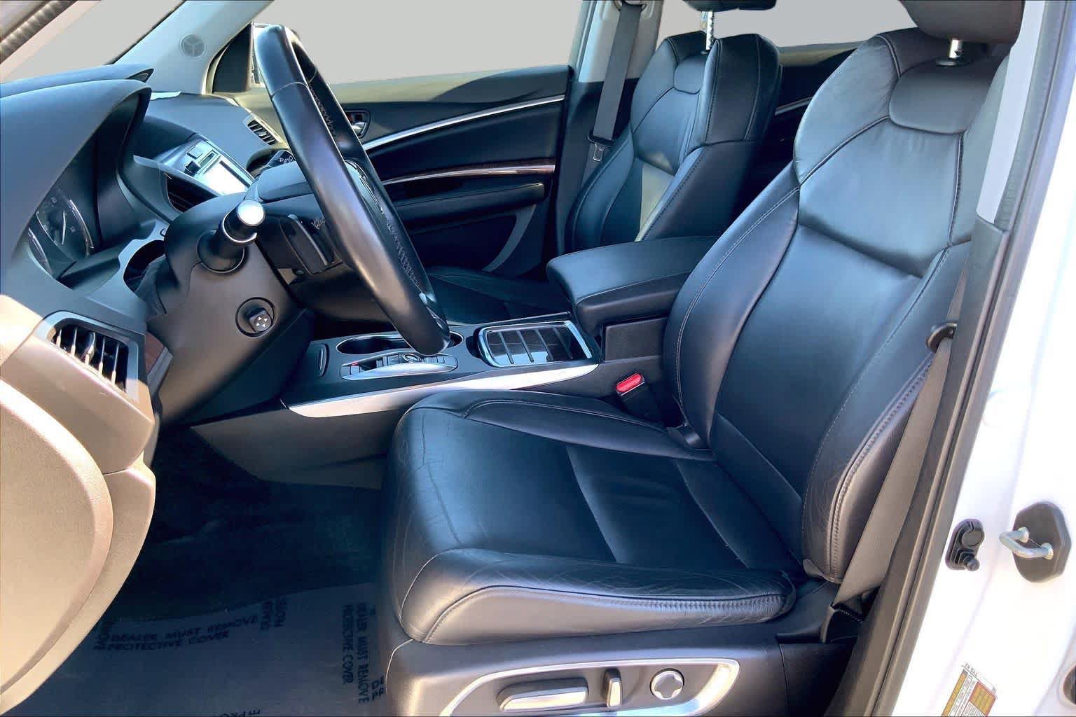 Used 2020 Acura MDX SH-AWD image 7