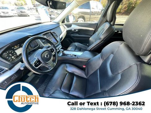 Used 2018 Volvo XC90 T6 Momentum w/ Convenience Package image 21