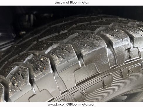 Used 2018 RAM 1500 SLT image 59