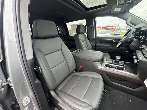 New 2026 GMC Sierra 1500 SLT w/ SLT Premium Package image 21