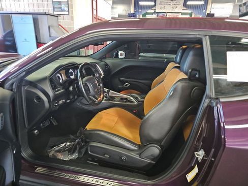 Used 2021 Dodge Challenger R/T Scat Pack RWD image 9