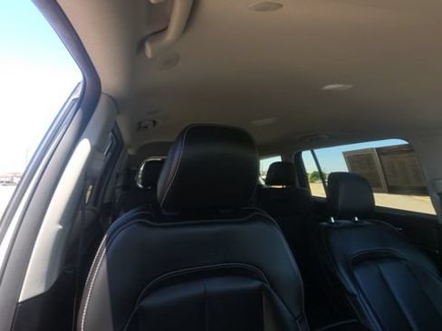 Used 2023 Jeep Grand Cherokee L Limited RWD image 30