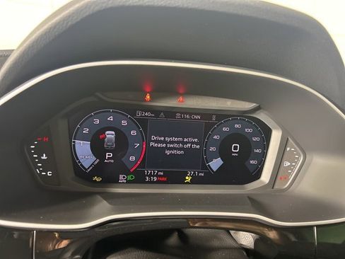 Used 2025 Audi Q3 2.0T Premium w/ Convenience Package image 29