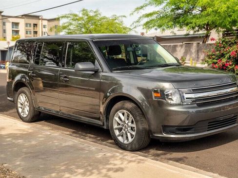 Used 2019 Ford Flex SE FWD image 7