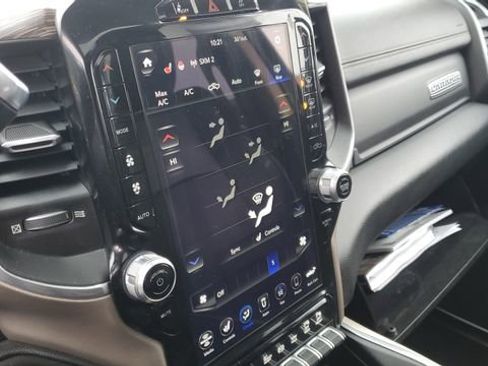 Certified 2021 RAM 2500 Laramie image 17