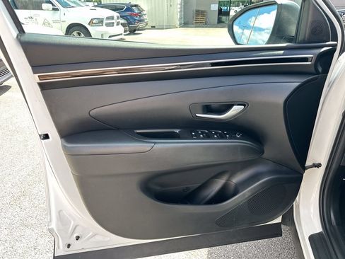 Certified 2024 Hyundai Tucson SEL FWD image 18