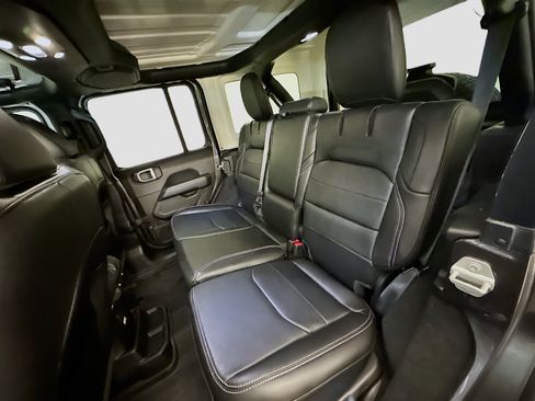 Used 2023 Jeep Wrangler Sahara w/ Cold Weather Group image 29