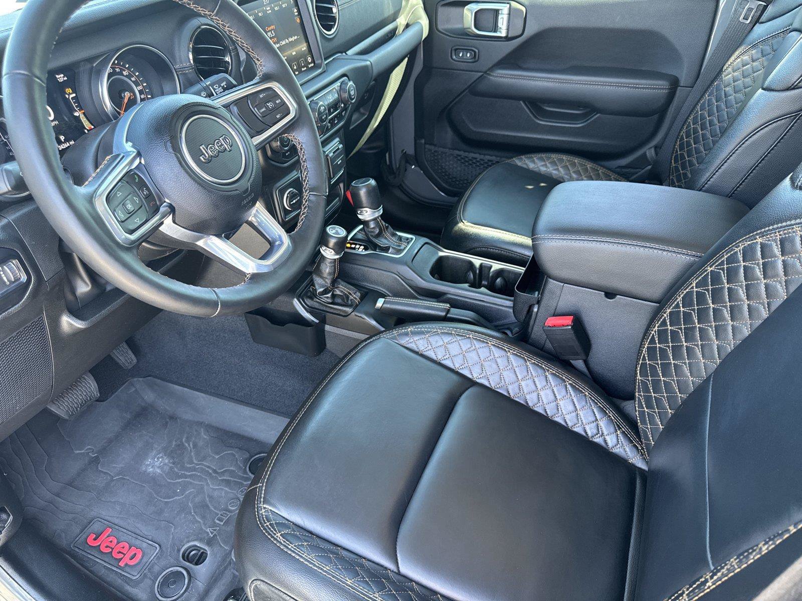 Used 2023 Jeep Gladiator Overland AWD/4WD image 8