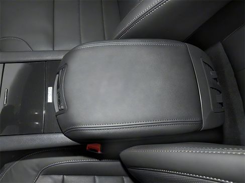 Used 2013 Ford Taurus Limited FWD image 11