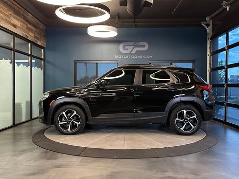 Used 2022 Chevrolet TrailBlazer RS w/ Convenience Package FWD image 6