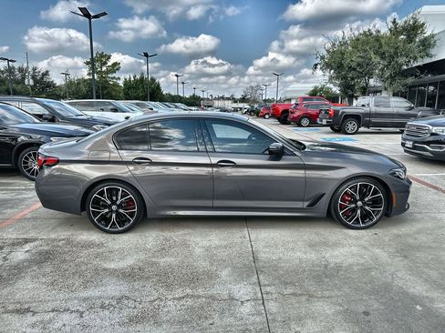 Used 2023 BMW M550i xDrive w/ Executive Package AWD/4WD image 10