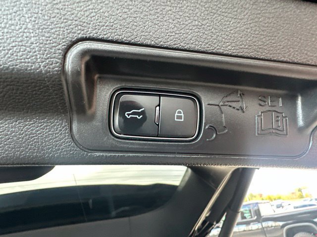 Used 2020 Ford Explorer ST w/ ST Street Pack AWD/4WD image 28