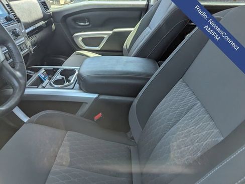 Used 2023 Nissan Titan SV w/ SV Convenience Package RWD image 10