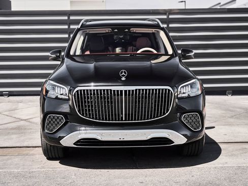 Used 2026 Mercedes-Benz Maybach GLS 600 4MATIC image 16