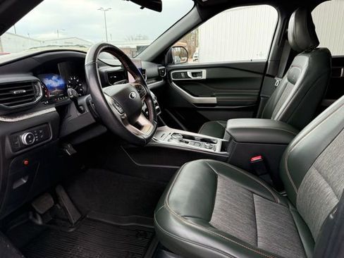 Used 2022 Ford Explorer Timberline image 6