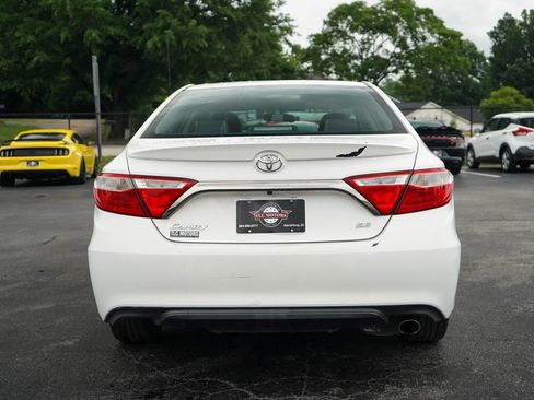 Used 2017 Toyota Camry SE FWD image 18