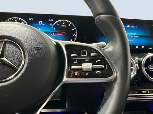 Certified 2023 Mercedes-Benz GLA 250 4MATIC image 18