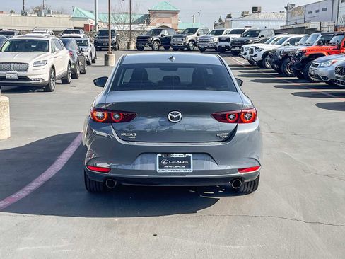 Used 2022 MAZDA MAZDA3 s image 3