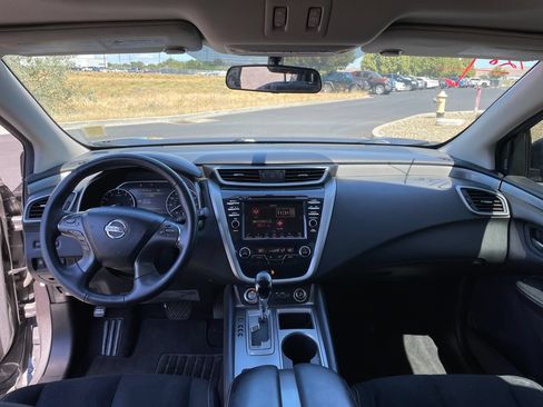 Used 2019 Nissan Murano SV AWD/4WD image 11