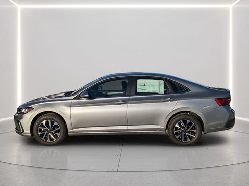 Used 2026 Volkswagen Jetta S FWD image 4