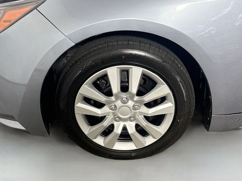 Used 2022 Toyota Corolla LE FWD image 37