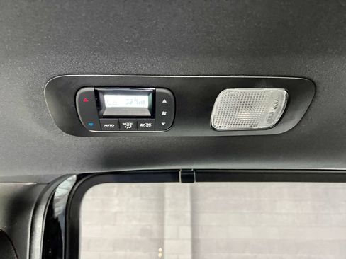 Used 2024 Honda Odyssey Sport image 23