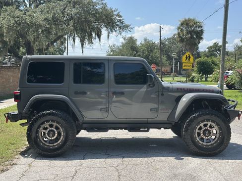 Used 2018 Jeep Wrangler Unlimited Rubicon AWD/4WD image 6