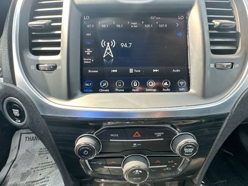 Used 2020 Chrysler 300 Touring w/ Sport Appearance Package RWD image 18