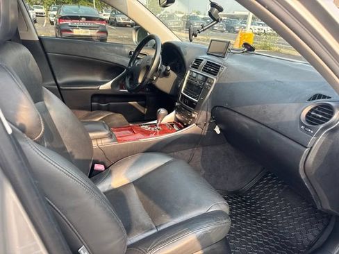 Used 2006 Lexus IS 250 AWD image 8