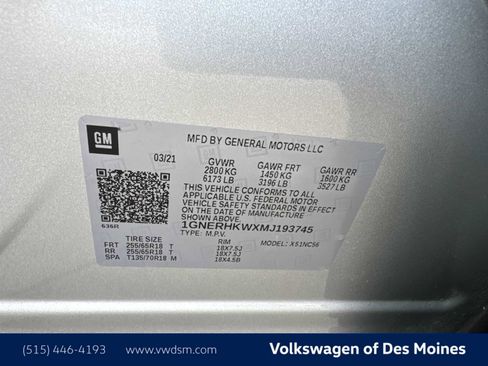 Used 2021 Chevrolet Traverse LT image 21