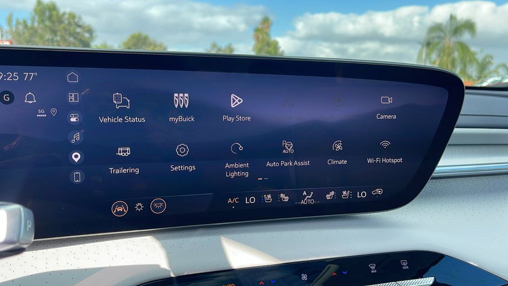 New 2027 Buick Enclave Avenir AWD/4WD image 21