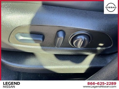 Used 2022 Chevrolet Equinox RS image 16